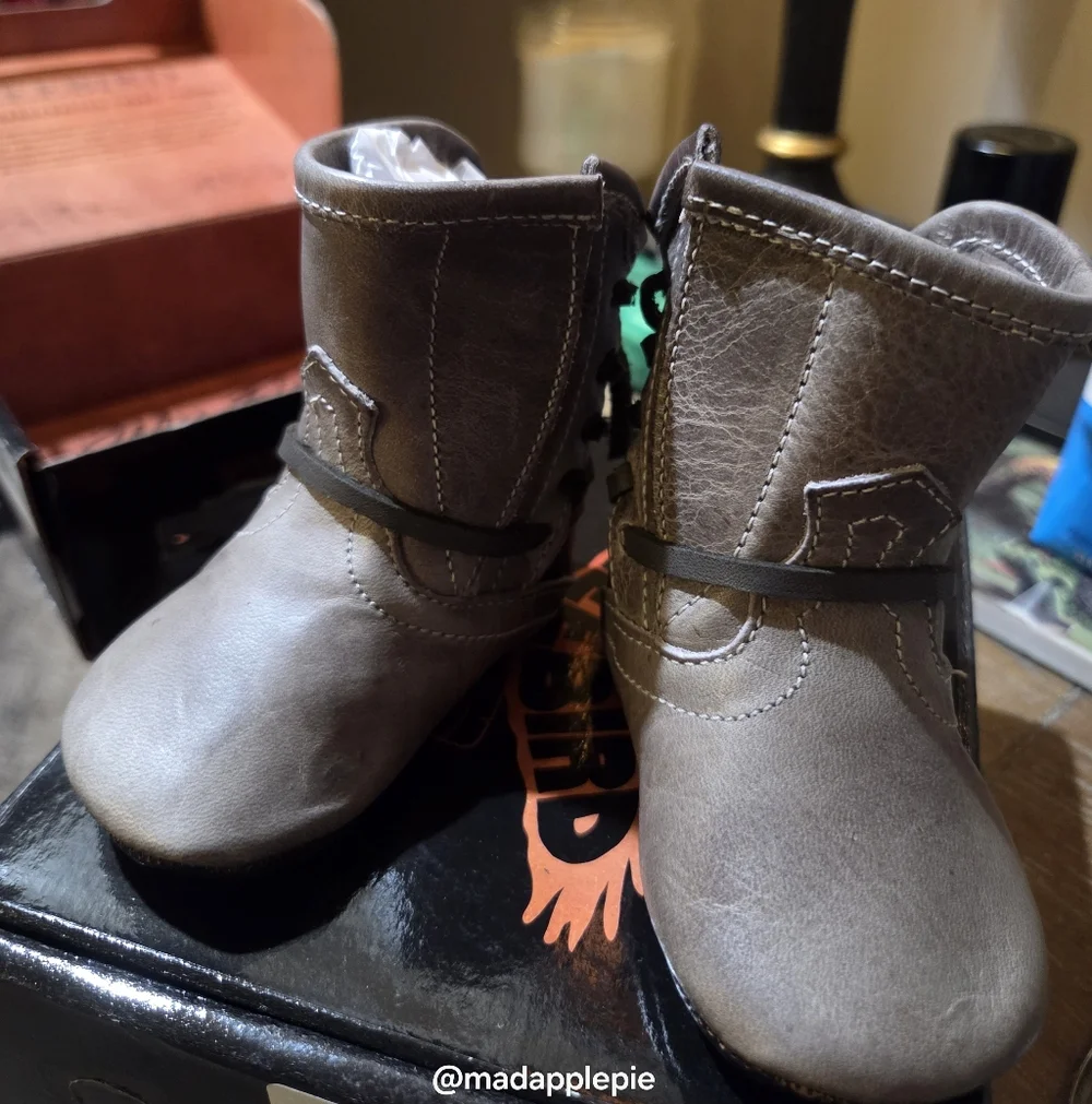 Freebird Baby Coal Stone Boots Leather Handcrafted Designer #83